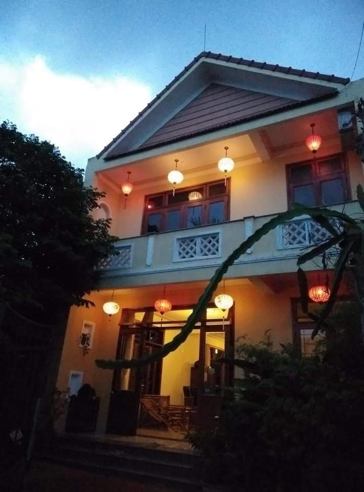 Chat Inn Homestay Хойан Экстерьер фото